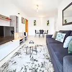 Rocha Justar Apartamento