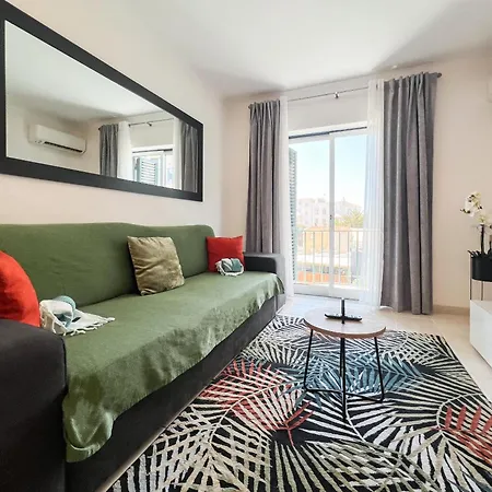 Rocha Justar Apartment *