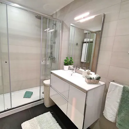 Rocha Justar דירה *