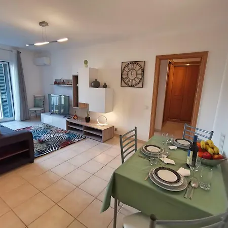 Rocha Justar Apartament