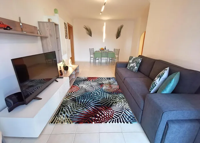 Rocha Justar Портиман